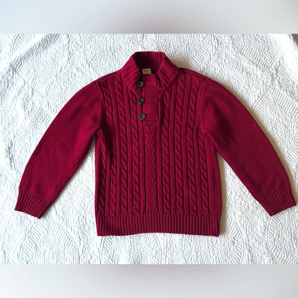 Gymboree boy’s red cable knit sweater. High neck w/3 button detail. 5/6. Nice!